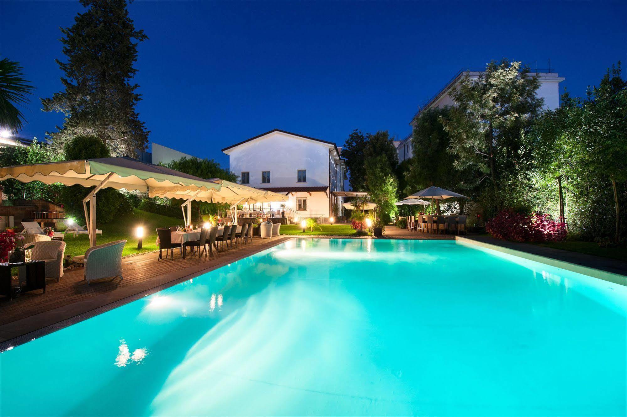 Villa Maria Cristina Касерта Екстериор снимка