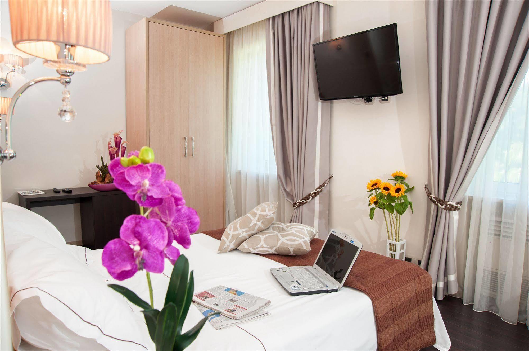 Villa Maria Cristina Касерта Екстериор снимка